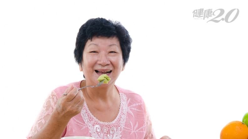 食物太硬、咬不動？學會這１招２妙法　阿公阿嬤也能吃美食/regimen/322134