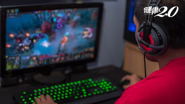 青少年網路成癮盛行率3.1%  醫：失控的不在時間而是「它」