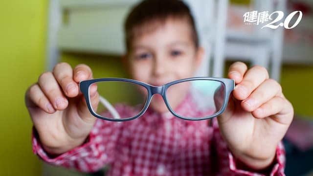 孩子睡眠不足 近視風險增9倍
