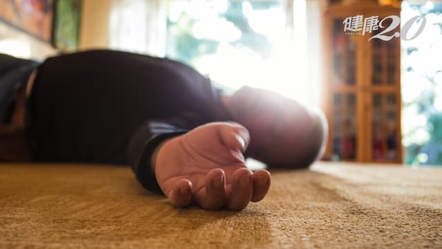 從鬼門關走一遭！77歲老翁火車站月台心跳停止 護理師驚險急救/medical/324866