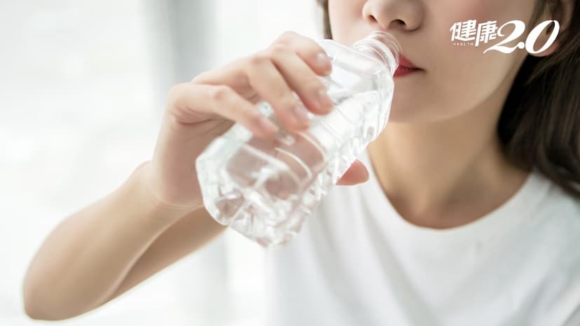 「長夏」濕氣重 喝水方式錯了小心水腫！3穴位幫身體除濕/regimen/324964