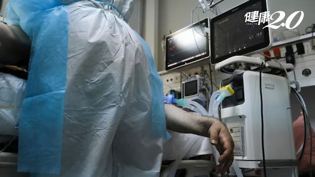 重症死亡率高 專責病房被疑難雜症吃光量能？醫：各科輪值、降載非緊急手術避免醫療崩盤