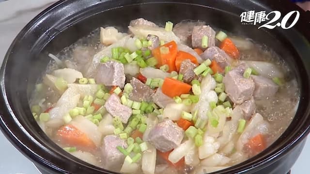食譜／火從口入！苦瓜富含維生素，解燥消火氣兼健脾利胃－鮪魚苦瓜銀芽煲