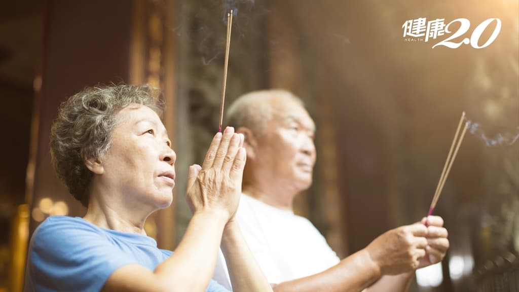 拜拜 拿香 廟宇 祭拜