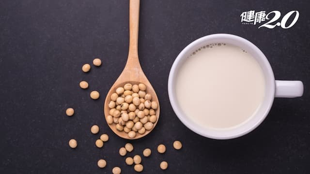豆漿有雌激素喝了會性早熟？每天該喝多少豆漿？醫學研究回答了！/nutrition/341243