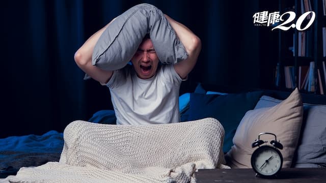 睡覺拳腳打踢以為卡到陰？4大原因影響睡眠品質，全台每5人就有1人睡不好
