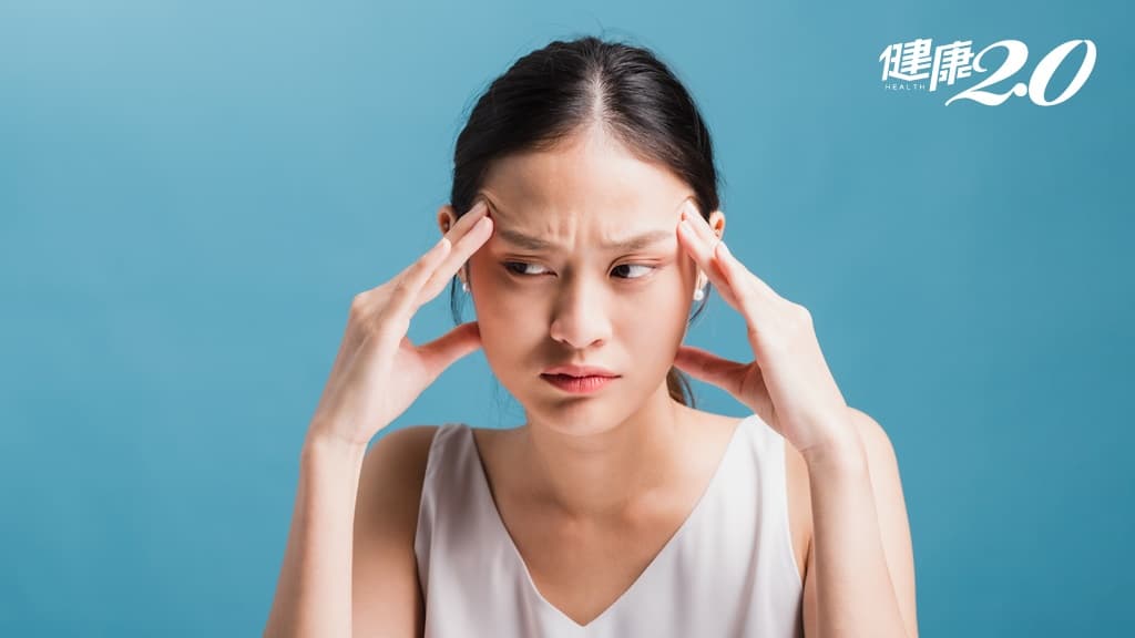 秋冬是「偏頭痛」好發季！中醫教4穴位快速舒緩頭痛 想有效治療要這樣做/tcm/342828