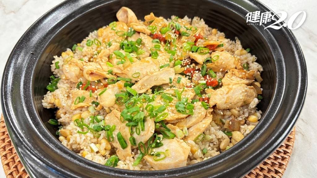 黃豆燕麥煲仔飯／燕麥助降膽固醇！搭上1好油更護血管 遠離腦中風/recipe/343489