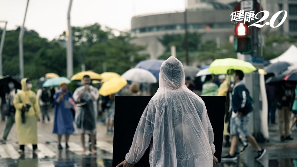 天氣冷-中風-雨天-氣象-冬天-東北季風