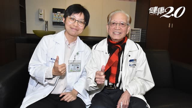 95歲阿公靠這招<span style="color:#1BA42B;">肝癌</span>消失！醫揭治癒關鍵 高齡也適用