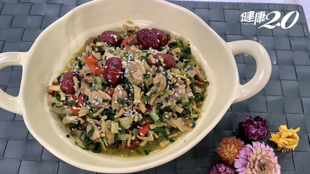 紅棗枸杞蛤肉／春季養肝菜單！蛤蜊搭配它促進肝氣循環、滋陰養血/recipe/352799