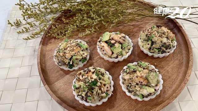 奇亞籽蔬菜最中餅／奇亞籽新吃法！吃得飽又瘦得快 穩血糖減體脂/recipe/353067