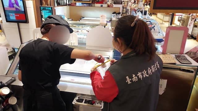 花園夜市西瓜汁大腸桿菌超標110倍！2夜市紅茶、1大飯店綠茶都含菌/nutrition/354762