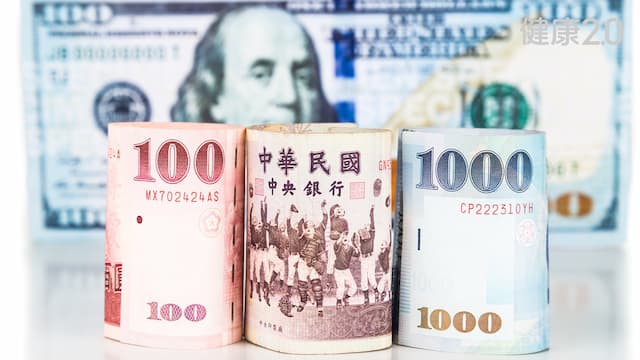 1招讓勞保年金多領182萬！月領、一次領哪個好？達人教1算法/strong/354870