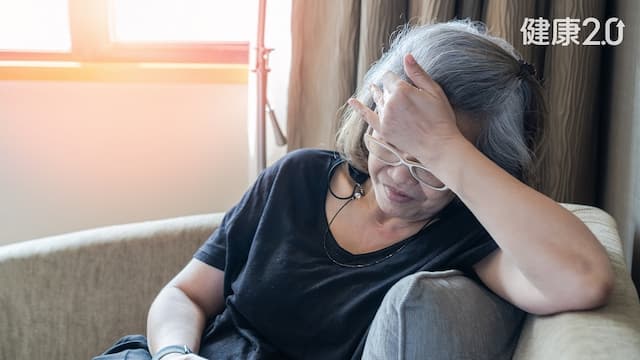 50歲後骨質疏鬆、心血管拉警報？熟齡女性必懂的保命飲食/strong/354956