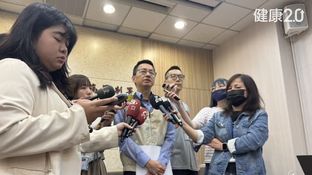 口罩戴起來！新冠高峰就診人次恐破20萬人！疫情爆開 3種情況務必戴口罩/medical/355221