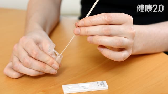 新冠快篩哪裡買？食藥署公布連鎖通路 病毒毒性沒變強 專家籲勿慌/medical/355267