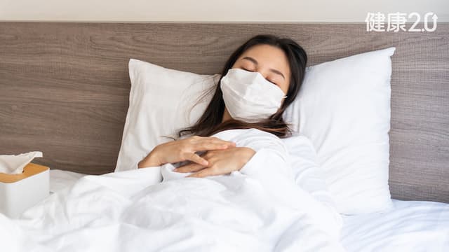 「新冠」捲土重來 有打疫苗就安全了？中醫教你2招顧身體 確診這樣治更好/tcm/355375