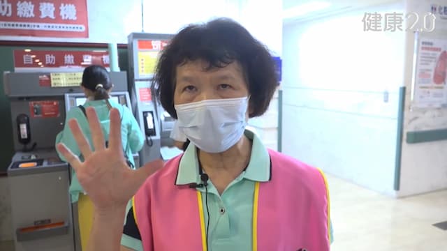 沒症狀！看到海報「順便做一下」她檢出乳癌 當志工樂分享/cancer/355423